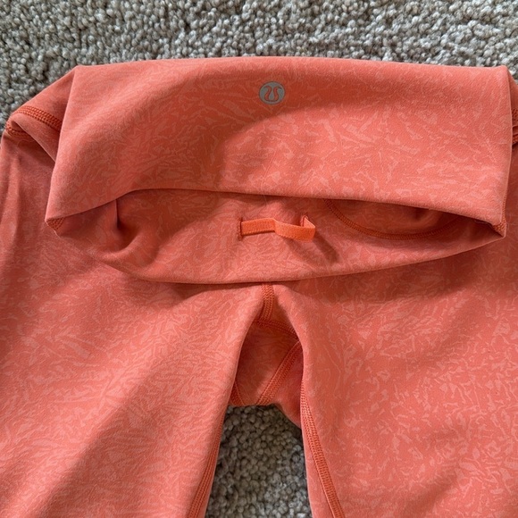 Lululemon Wunder Train High-Rise Short 6" in Crunch Warm Coral - Picture 5 of 11